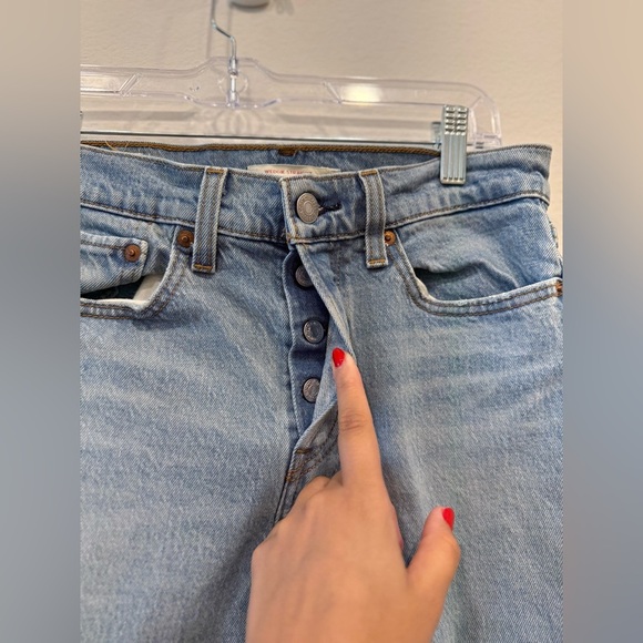 Levi's Light Blue Straight Leg Jeans - Picture 7 of 8